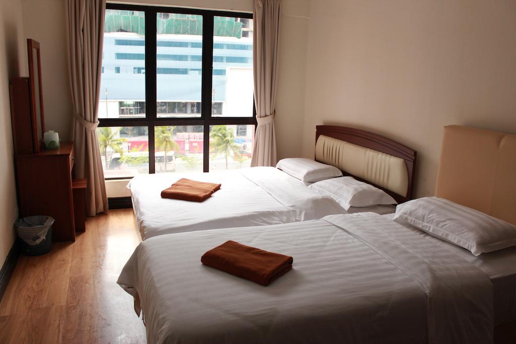 Marina Court Kota Kinabalu- Bigger Group Stay Together- 6 Bedroom Apartments Rum bild